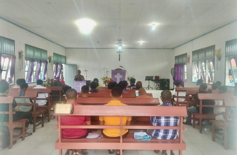 Warga Lapas Nabire Ikut Ibadah Kristen dari GBI Karang Mulia Nabire