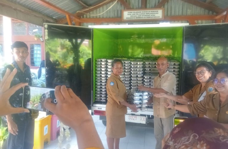 MBG Mulai Berjalan di SMA Negeri 1 Nabire, Guru dan Siswa Sambut Antusias