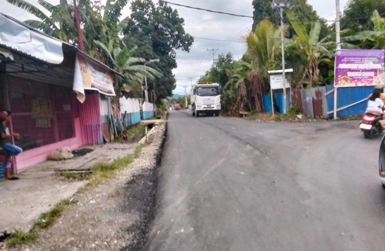 Pengaspalan Jalan Trikora Nabire Rampung, Warga Nilai Kualitas Pekerjaan Sangat Baik
