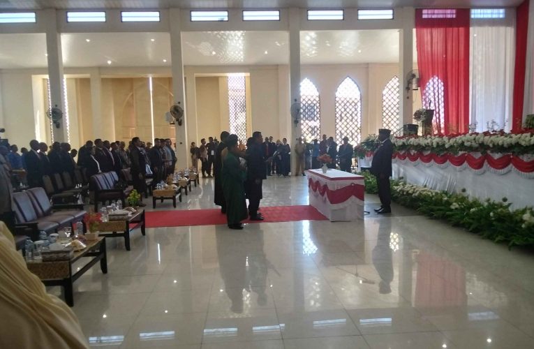 Lantik Pejabat Administrator dan Pengawas, Bupati Nabire: Prioritaskan Kinerja, Utamakan Pelayanan Masyarakat